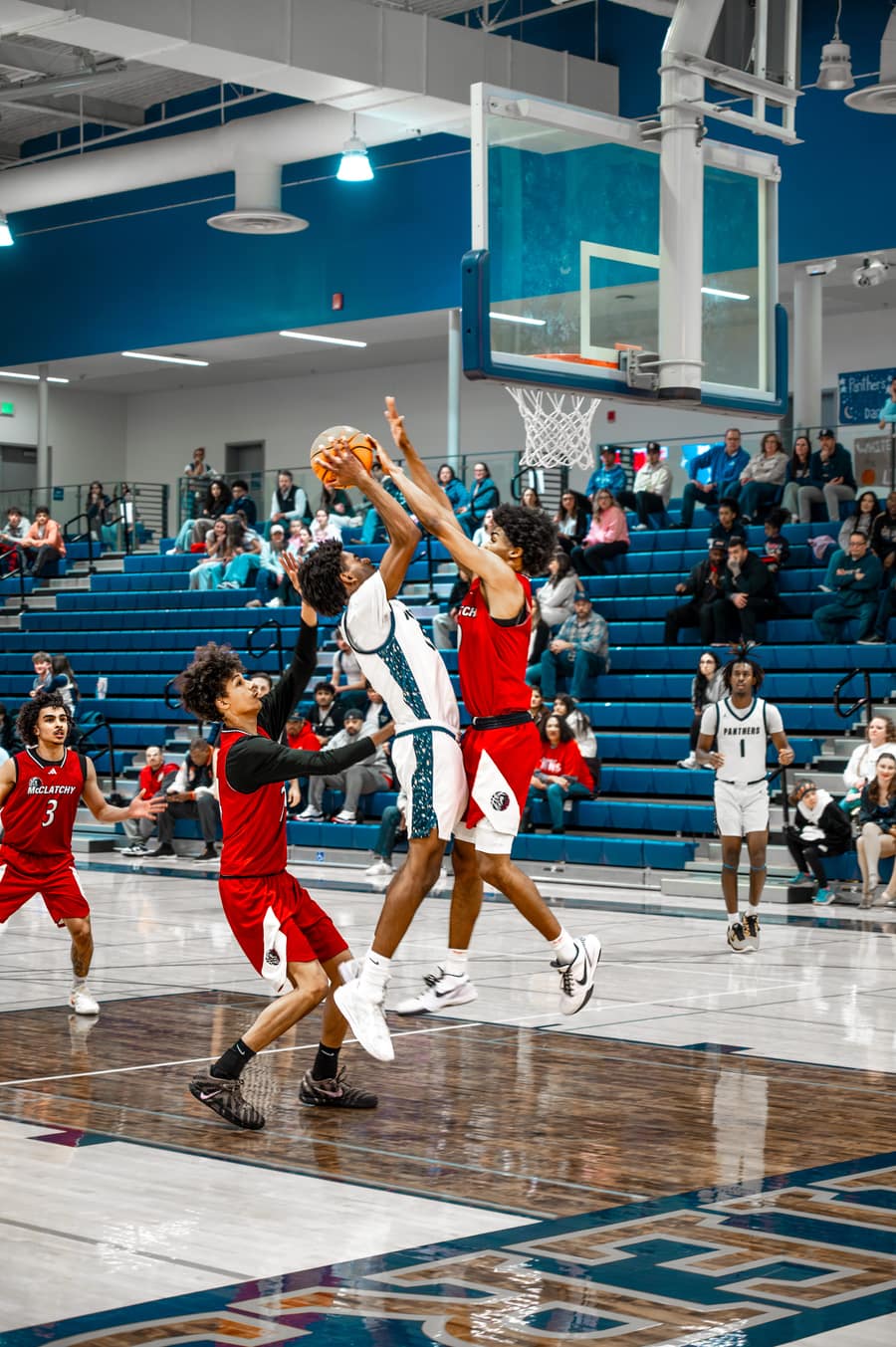 Basketball action · sports photography